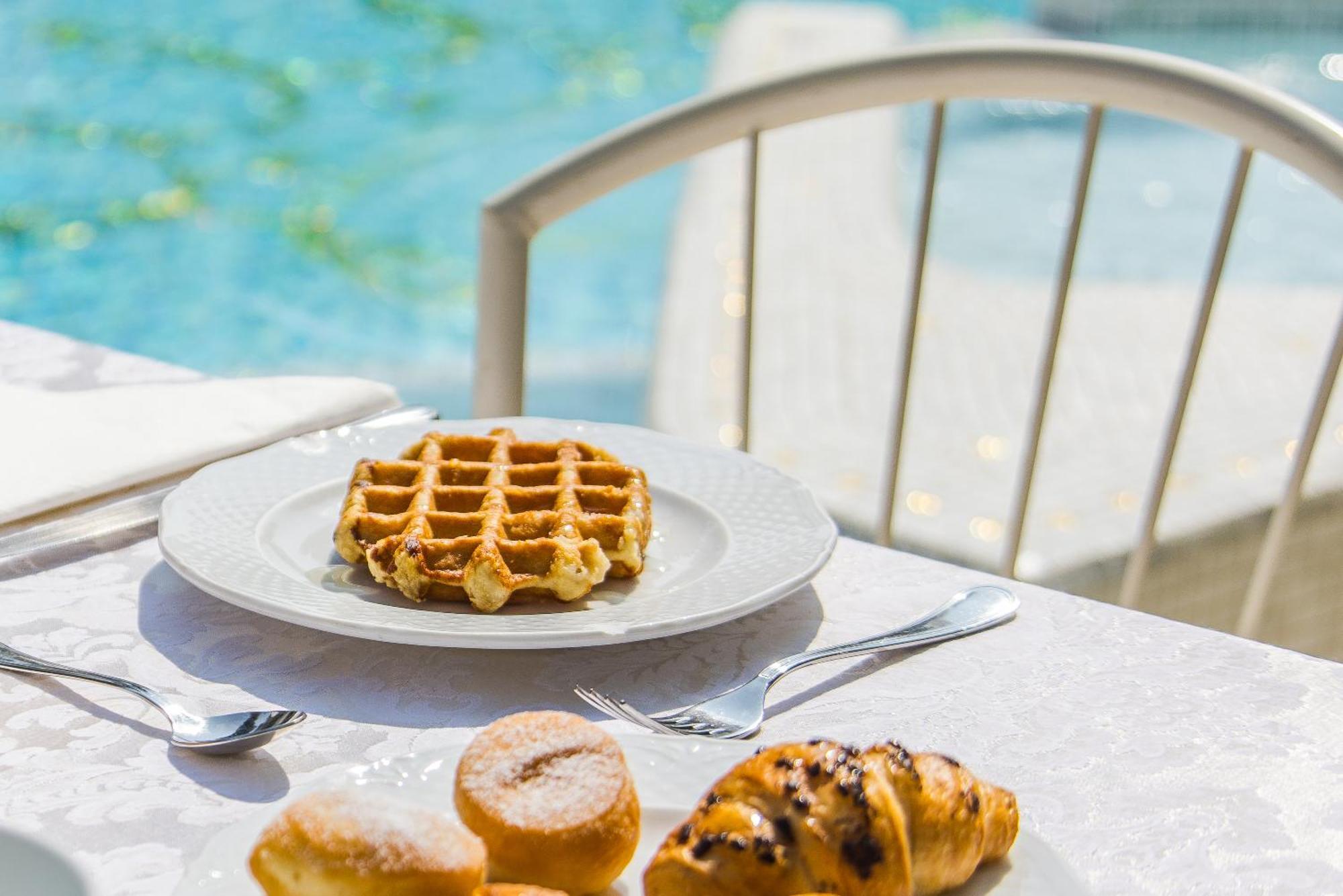 Royal Boutique Hotel Riccione Kültér fotó