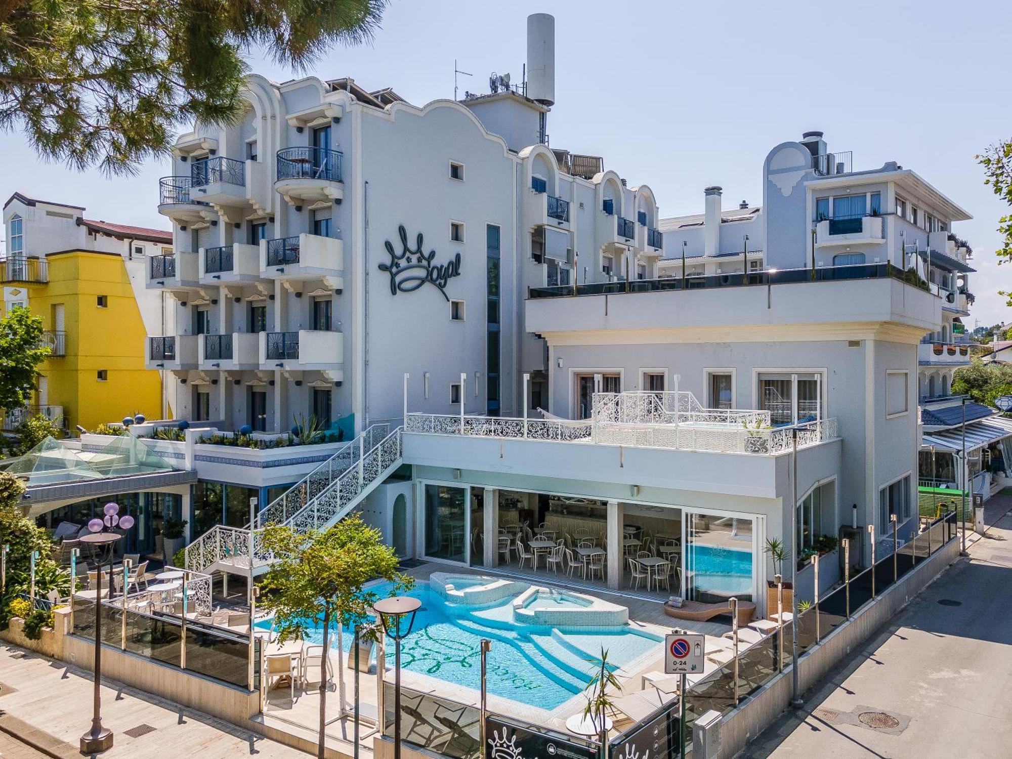 Royal Boutique Hotel Riccione Kültér fotó