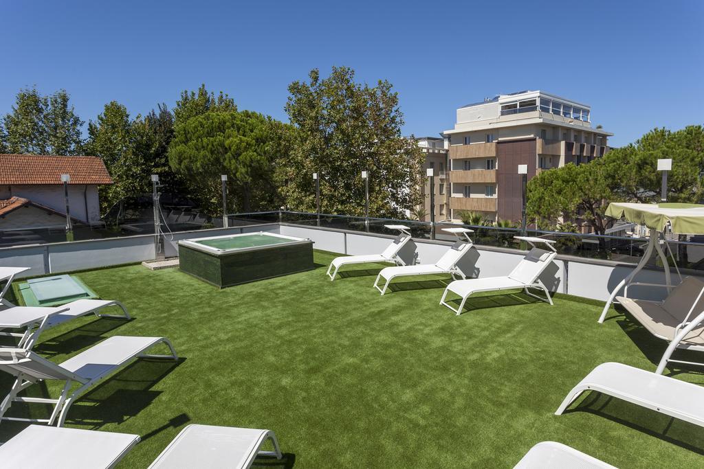 Royal Boutique Hotel Riccione Kültér fotó