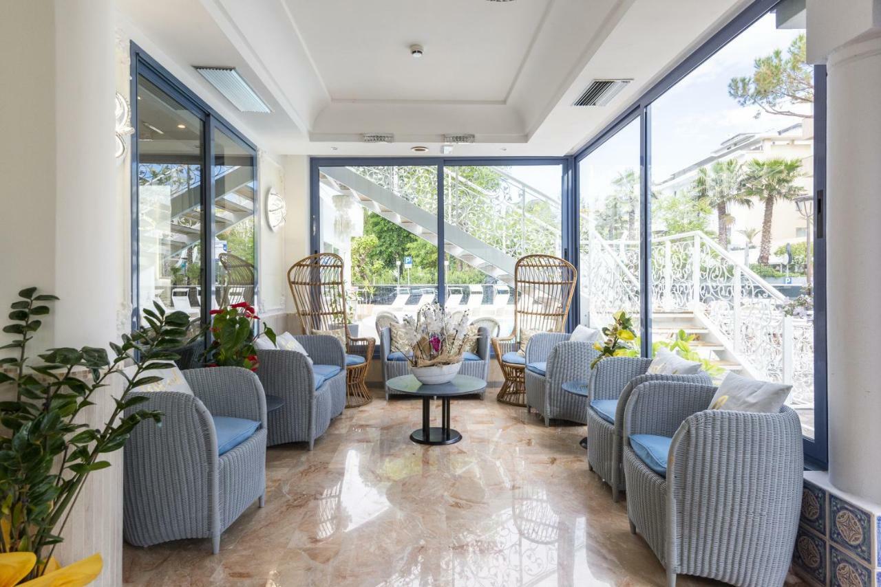 Royal Boutique Hotel Riccione Kültér fotó