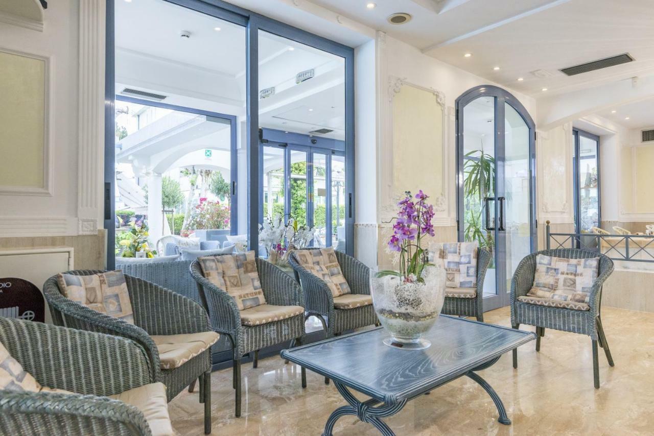 Royal Boutique Hotel Riccione Kültér fotó