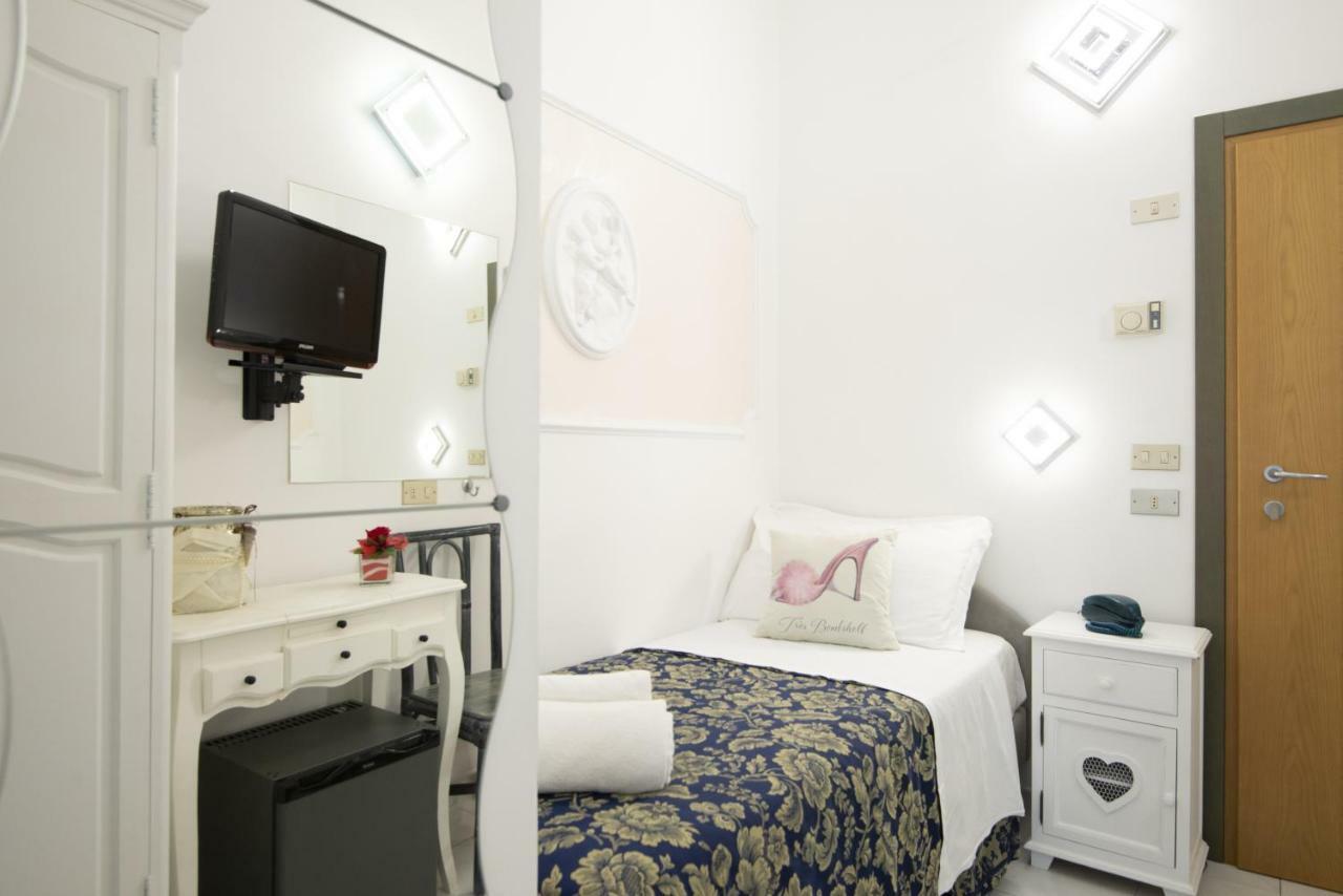 Royal Boutique Hotel Riccione Kültér fotó